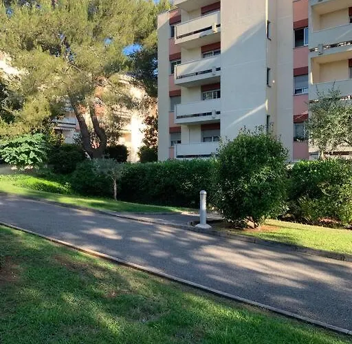 Quiet Air-condit-swim. Pool Tennis Apartamento